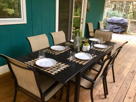 Sleep6,Hottub,Firepit & Wood,Private, Views, 30mins from App Ski Reduced Rates! Отели в г. Пайн Суомп