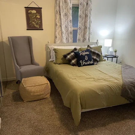 Cozy home close to historic Washburne District, Hospital, Autzen Stadium! Отели в г. Спрингфилд
