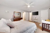 LAKE FRONT HOME in SAW CREEK, BUSHKILL