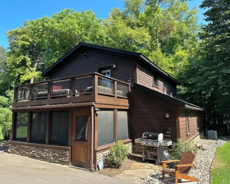 Lower Whitefish Guest House Crosslake ~ Absolutely Beautiful Property! Hotels in Crosslake