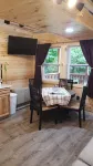 Bear Cabin: Charming 2-bedroom cabin with WiFi, AC in marvelous Sebec