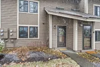 Hidden Valley Mountain Condo - Pool, Golfing, Hiking!