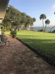 Melbourne Waterfront 1 Bed 1 Bath Entire Apartment