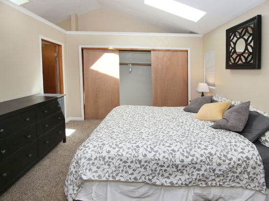 Great remodeled Downtown Manitou Springs Home Lic#9244