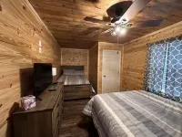 New Cabin built in 2022. 2 minutes away from multiple trailheads!  Sleeps 8