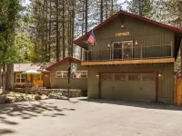 Spacious 4BR/3BA Family Home + Must See Game Room. Hotels in Plumas County