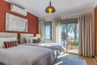 Villa Miranda with private heated pool and fantastic views!