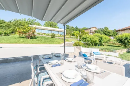 Villa Anna luxury and private pool in Alba