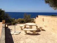 Elegant 3-bedroom villa in Fig.1. Sea line with stunning views