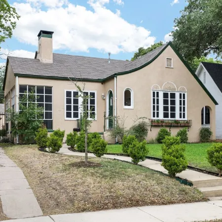 San Antonio Historic cottage 10 minutes from downtown & Airport