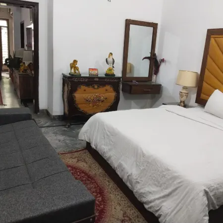 The Guest House Near to Airport
