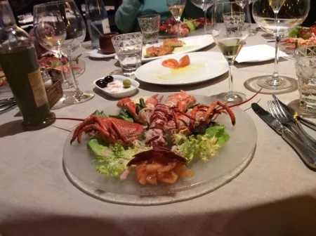 Magnificent Sea View. 150m from the Beach 2 Pers + 1 Child. App. Clim. Wifi Отели рядом с достопримечательностью «Alfolí Museu de L'Escala»