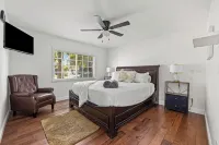 Coastal Home Near UCSB & Airport + Hot Tub, King Beds, Fast Wifi, Sleeps 6