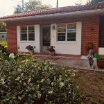 Lake of the Hills Cottage - Sleeps 4 더 드래곤 주변 호텔