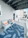 Well-Maintained, fenced, Pet-Friendly West End Beach House –  Coastal Retreat!