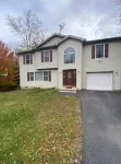 The Great Pocono Escape! Spacious, Great for Families, and Small Groups!