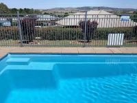 Luxury retreat overlooking Mt Panorama and Bathurst semi-rural surrounds