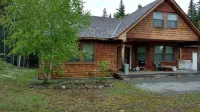 Comfy Home in the Adirondacks, close to Gore Mnt, hiking & snowmoble trails Hotels in Indian Lake