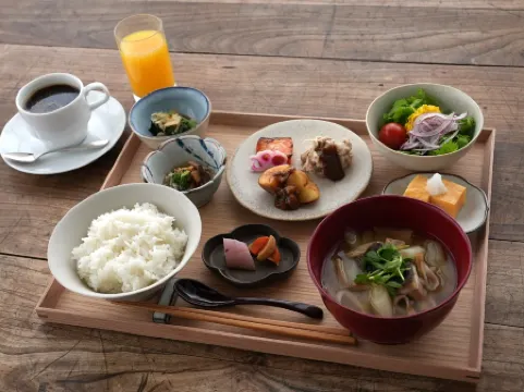 酒田富豪花園飯店