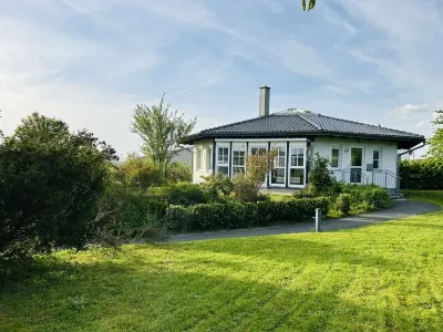 Vacation home Bayreuth in a quiet location, for families & groups. Pet friendly!