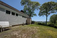 HyannisPort Cottage with Ocean View. 500 Feet to Ocean Beaches!