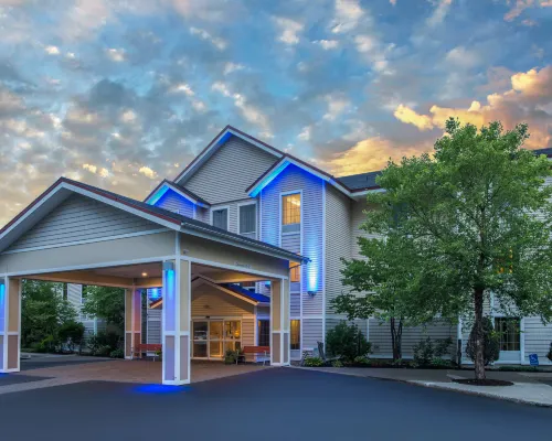 Holiday Inn Express & Suites BRATTLEBORO by IHG Hotels in Windham County