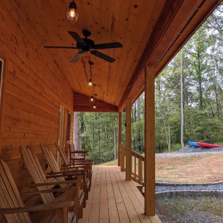 Peacefull, Private Cabin! 140 Acres,Mile of River Trails! 10 Minutes to Rt.151!