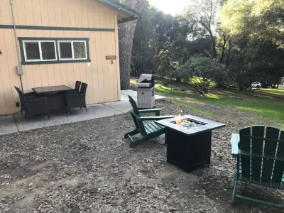 Cozy Mountain Guesthouse w/ Hot Tub & King Bed 1bed :1bth Hotels near Idle Hour Winery & Kitchen