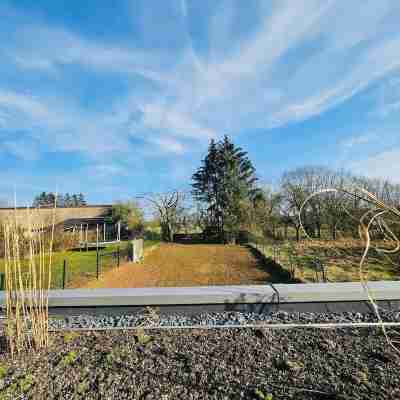 Spacious 3 Bedroom with Large Terrace and Parking-Shut1 Others