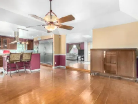 3-bedroom house in superb Glendale with AC, WiFi. Enjoy your stay Hotels in Glendale