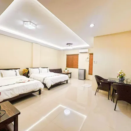 La Galleon Suites Hotel