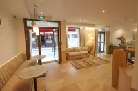 Little Hotel