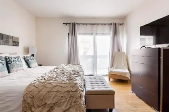 Skip the Hotel! Your Stylish Los Angeles Stay for Fifa World Cup! Hotels near Ballona Wetlands