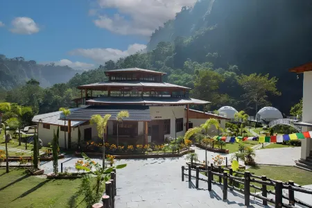 Harness Zipline And Adventure Resort