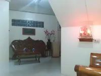 Aranas-Carillo Travellers Inn