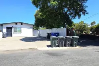 Cozy Living Area and Modern Kitchen - Charming Family Haven Hotels in Lemon Grove