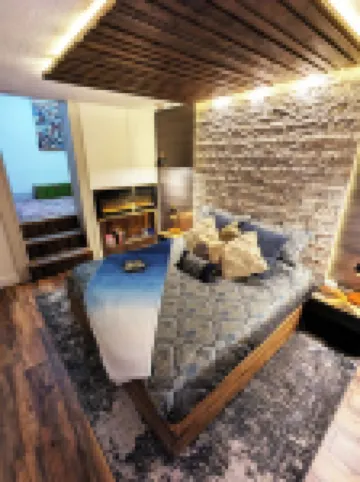 Enjoy relaxing comfort in this uniquely designed home - 5min from Frontier Park