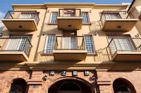 My Chateau Hotel di 