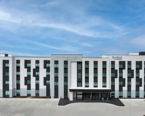 Fairfield by Marriott Inn & Suites Paris Hotels in Lamar County