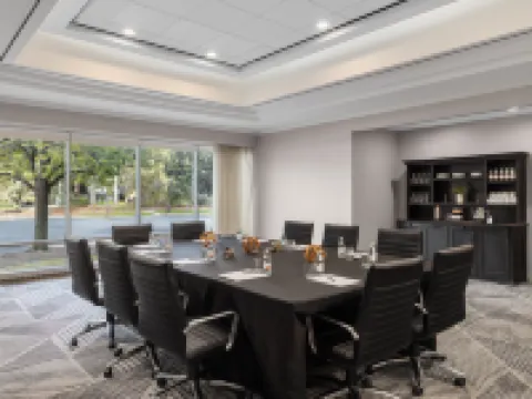 Hampton Inn & Suites by Hilton Downers Grove Chicago Hotels in DuPage County