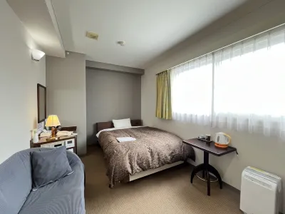 L&L Hotel Senryu Các khách sạn gần JR Hizen-Nagata station