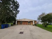 Peaceful Home by the Spings