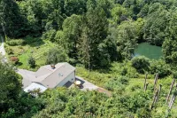 Above Asheville, Art House