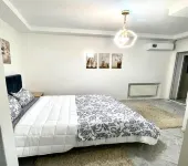 Cozy 1BR Retreat, Steps to Sand