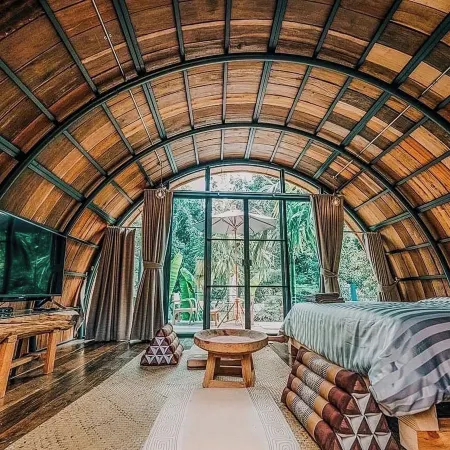 Voraman Hut