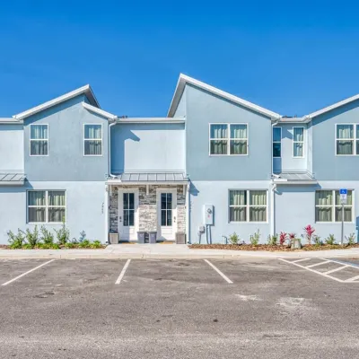 หรูหราสไตล์โมเดิร์นทำเลที่ดีที่สุดสระว่ายน้ำส่วนตัว โรงแรมใน