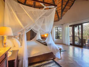 Mvuradona Safari Lodge
