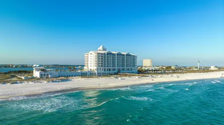 The Pensacola Beach Resort Отели рядом с достопримечательностью «Pensacola Beach Gulf Pier»
