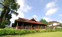 Villa ChavaMinerva Kayu - Ciater