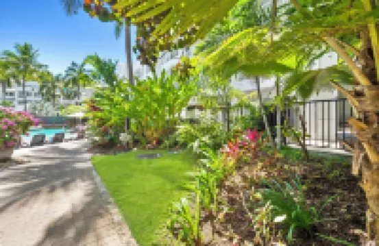 Elysium Private Apartments at Beach Club & Spa